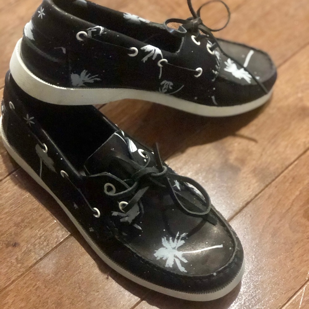 Surface to Air woman shoes size 39